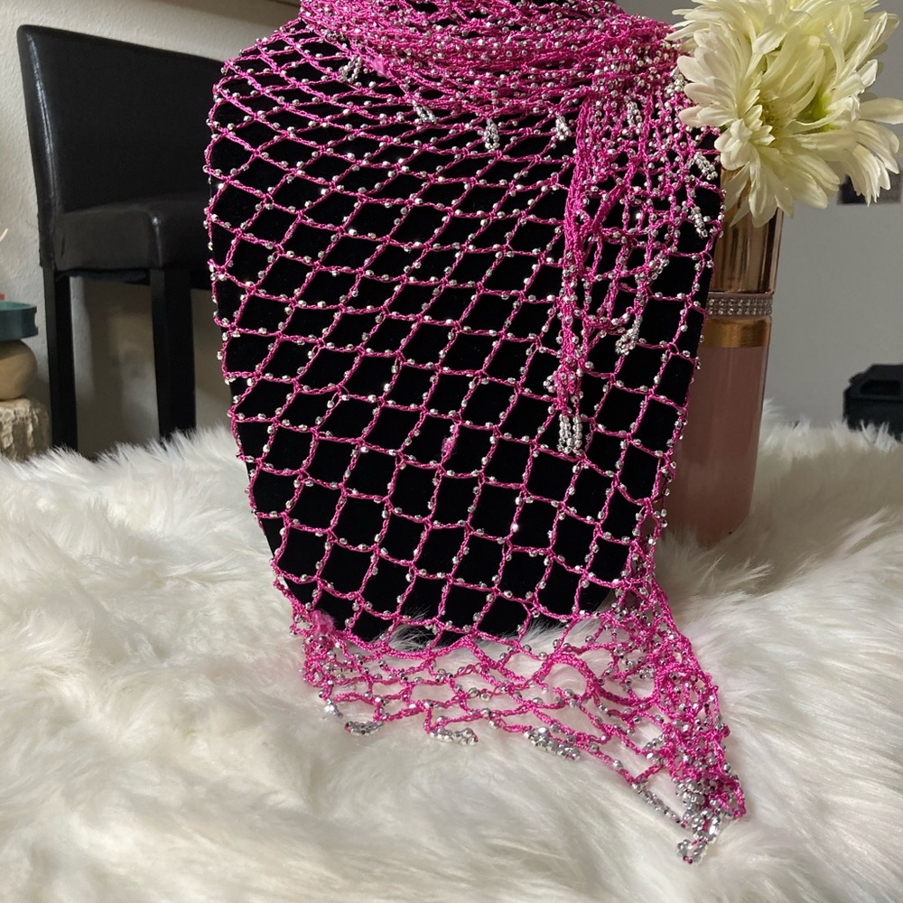 Multi purpose Shaw /scarf - Picture 4 of 6